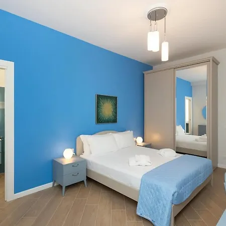 Nuovo Ben Collegato Con Il Centro Appartement *