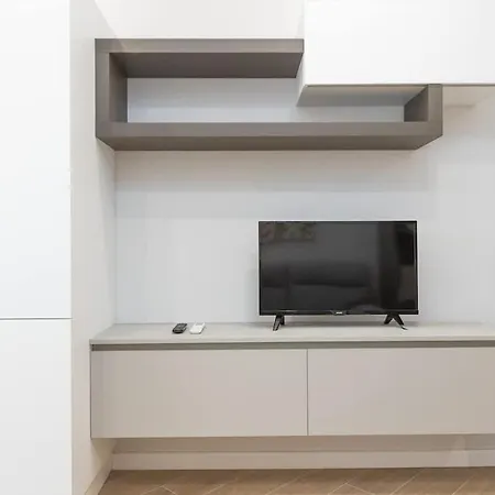 Appartamento Nuovo Ben Collegato Con Il Centro