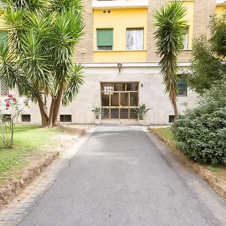 Appartamento Nuovo Ben Collegato Con Il Centro