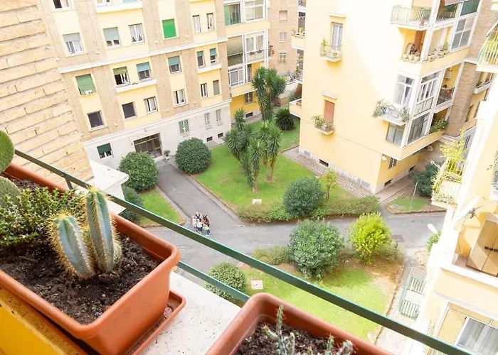 Nuovo Ben Collegato Con Il Centro شقة روما