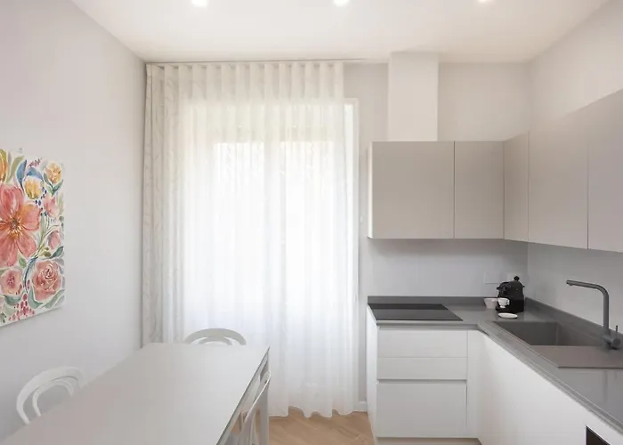 Nuovo Ben Collegato Con Il Centro